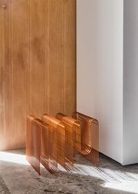 Curva Avisstativ Amber