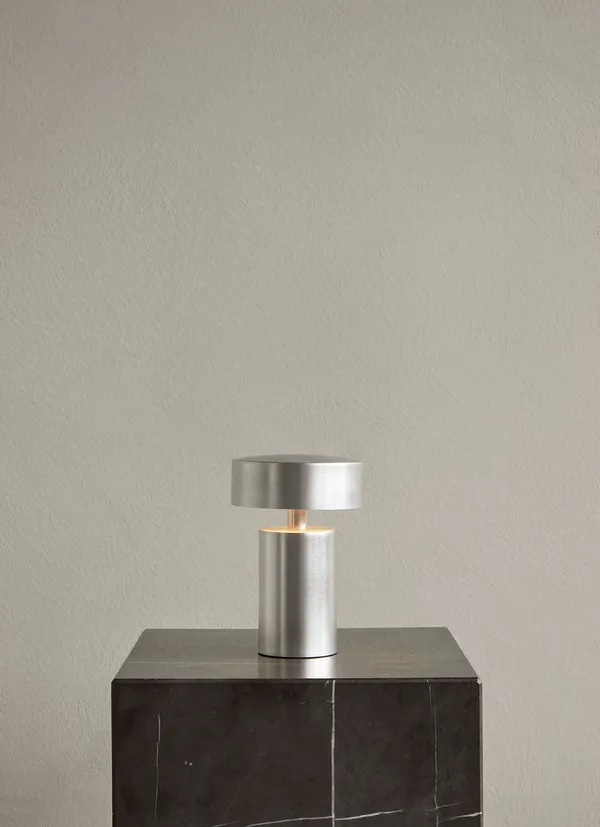 Column Bordslampa Portabel Ø12 cm Aluminium