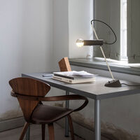 Model 566 Bordlampe Sort