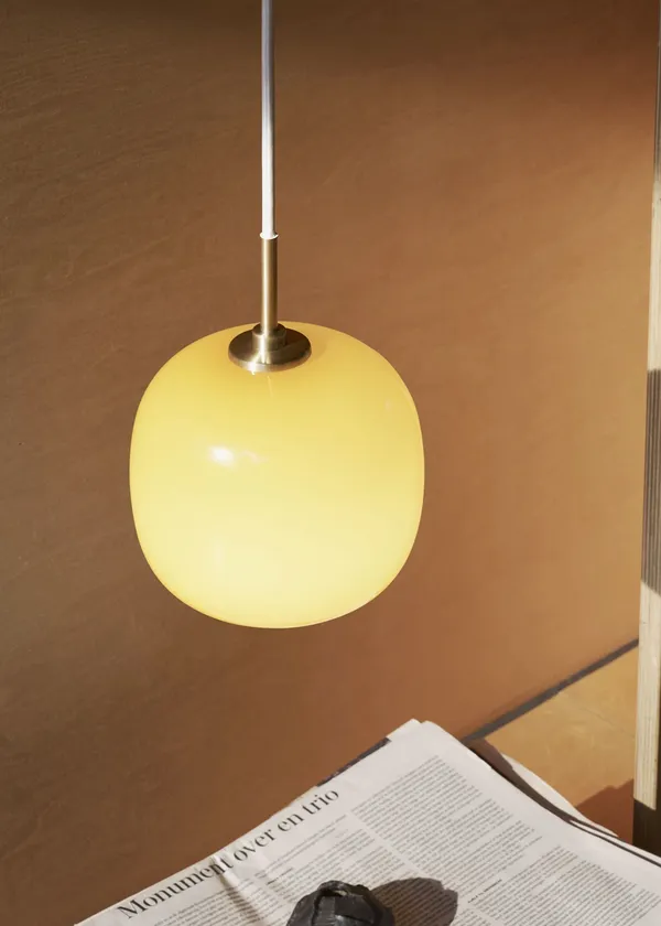 VL45 Radiohus Pendel 175 mm Messing / Glossy Amber
