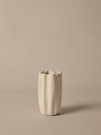 Nium Vaasi 23 cm Luonnonvalkoinen