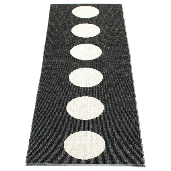 Vera Rug Black/Vanilla Matto Musta / Vanilla 70x450 cm