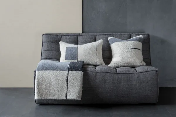 N701 Sofa Mørkegrå 2-seters