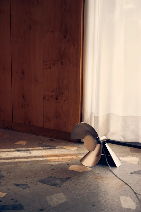 Peel Bordlampe Rustfrit Stål