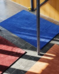 Classic Solid Ullteppe 180x270 cm Blue Fonce