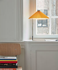 Matin Bordlampe 300 mm Polert Messing / Bright Yellow