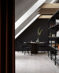 494 Cabin Table Ø130 cm Grey Marble / Dark Oak