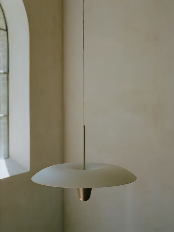 Kantarell Pendel 55 cm Aluminium / Vit
