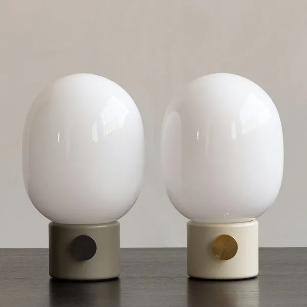 JWDA Bordlampe Alabaster White / Messing