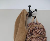 Wall Bug Koukku Ø16 cm Musta