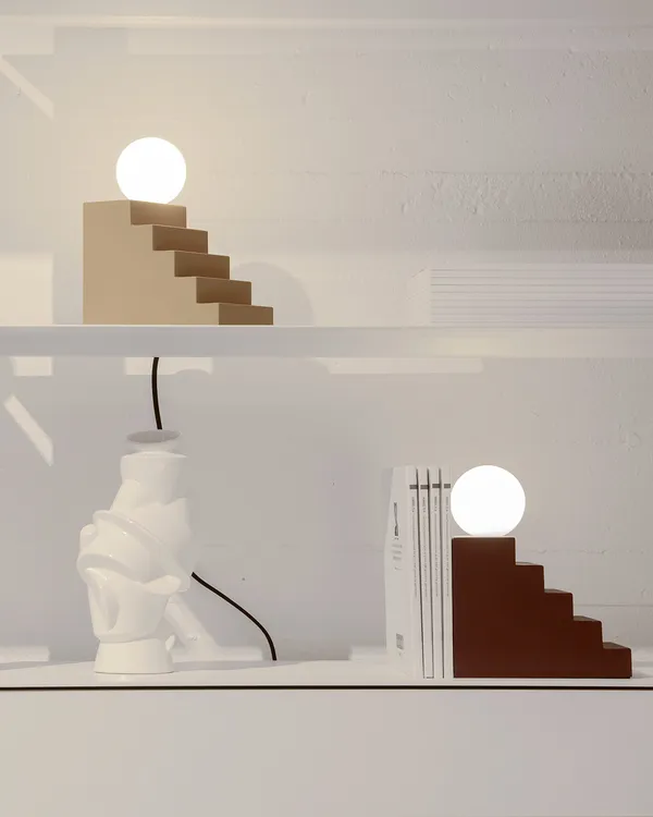 Stair Bordlampe Rød
