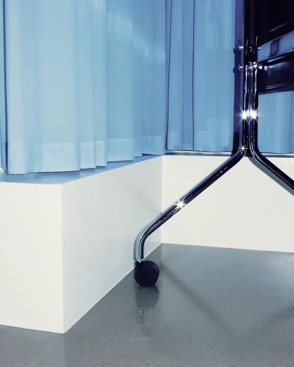 Moon Rollin' Tv Stand Chrome