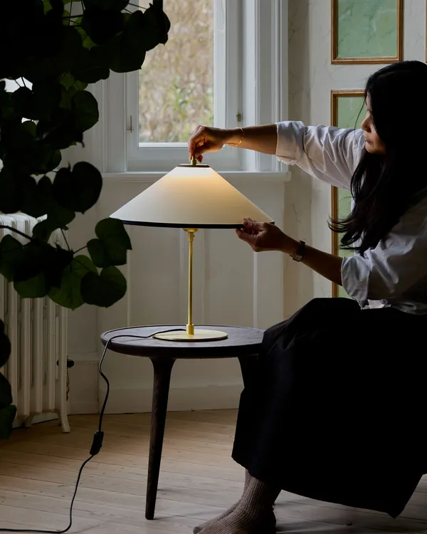 Tafta Bordlampe Ø40 cm Sort / Off-white