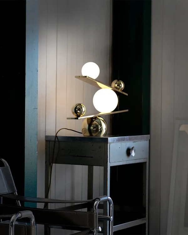 Balance Bordslampa Mässing