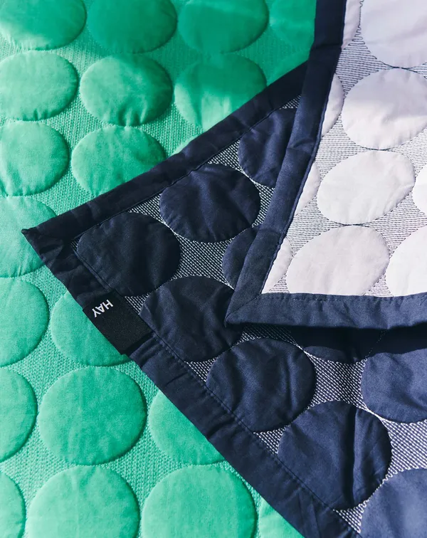 Mega Dot Bedspread 195x245 cm Midnight Blue
