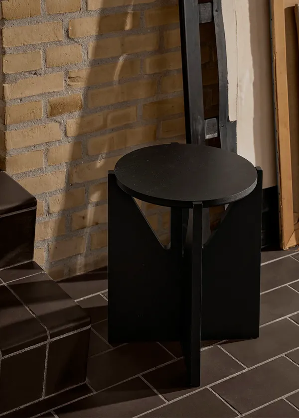 Simple Taburet Sortlakeret Egetræ