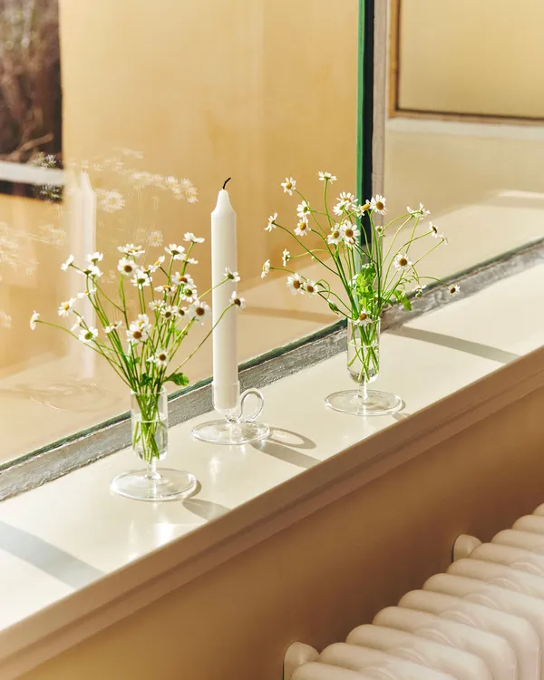 Tiny Candleholder Curved Clear
