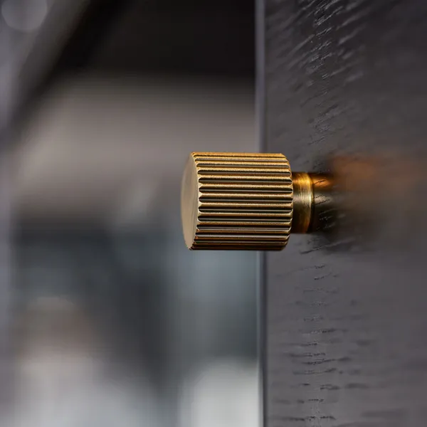 Helix Stripe Knopp Antique bronze