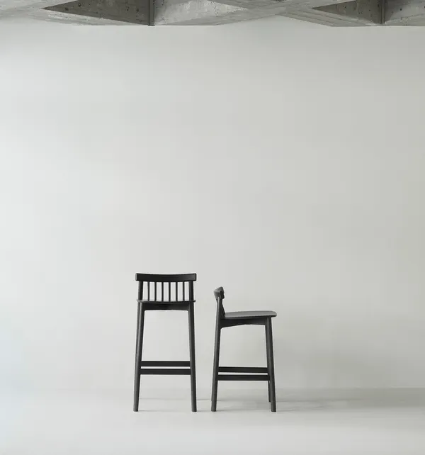 Pind Barstol 75 cm Sortbejdset Asketræ