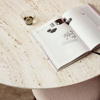 Epic Matbord Rund Ø130 cm White Travertine