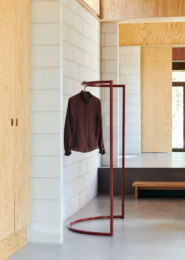 Colour Teline C Maroon Red