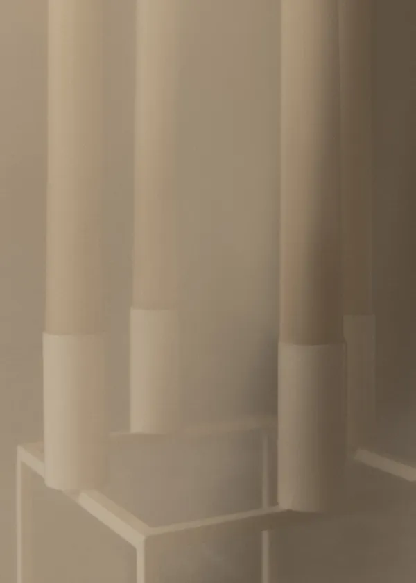 Kubus 4 Ljusstake Ivory