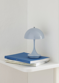 Panthella 160 Bordlampe Bærbar V3 Opal Pale Blue