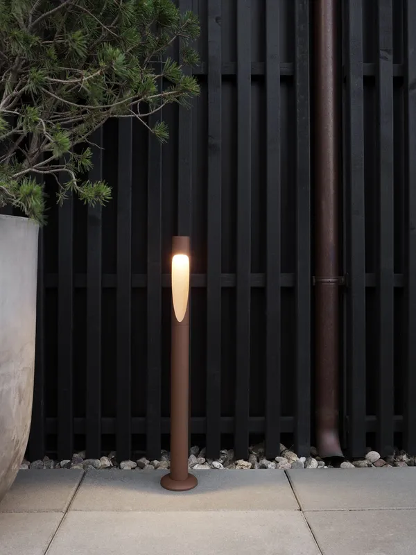 Flindt Garden Pullert Lang Corten Base Uten Adapter 2700K