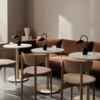 Arum Kannettava Valaisin Musta