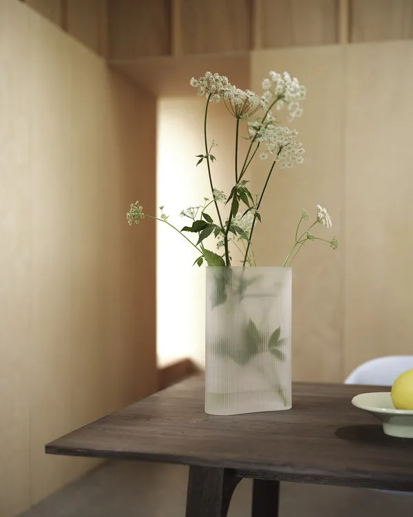 Ridge Vase Frostet Glas 35 cm Hvid