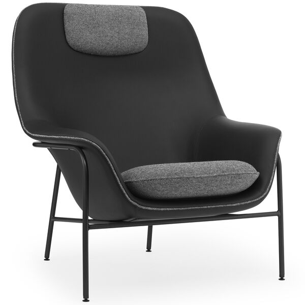 Drape Lounge Chair High W. Headrest Oak Lenestol Skum Laget av skinn Laget av skinn Ramme i svart stål Svart