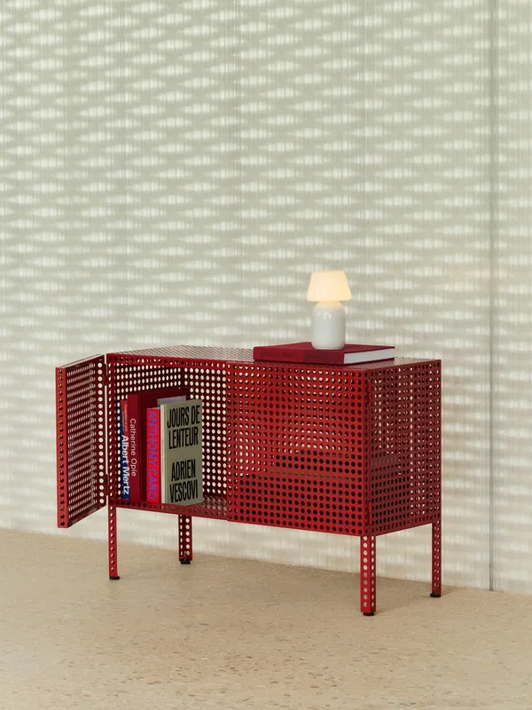 Perforated Skab Lille Vinrødt