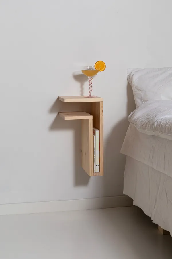 F-Shelf Vegghylle Venstre Furutre