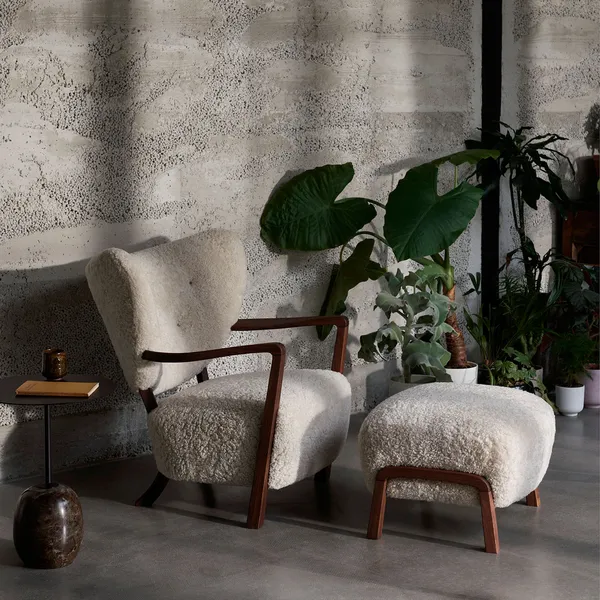 Wulff ATD2 Lounge-Tuoli Pähkinäpuu / Sheepskin Moonlight