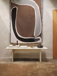Pose Tapestry Teppe / Veggpynt 120x170 cm Coffee