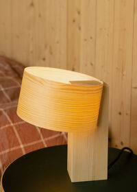 018 Hoop Bordslampa 23 cm