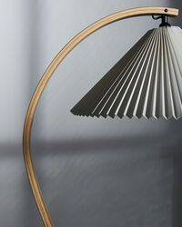 Timberline Gulvlampe Hvit