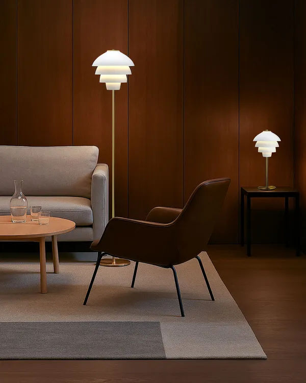 Valencia Bordlampe Flat White / Messing