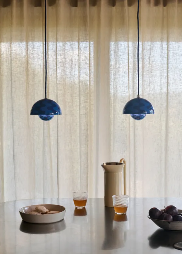 Flowerpot VP10 Riippuvalaisin Cobalt Blue / Twilight Blue