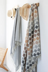 Mohair Pledd 130x170 cm Hvit / Skiffer Melange