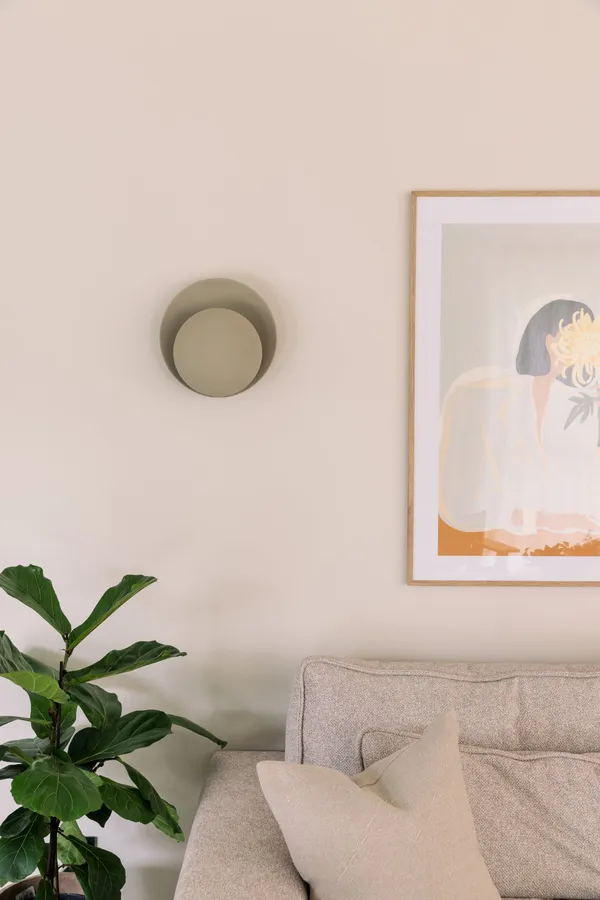 Orbit Vegglampe Beige