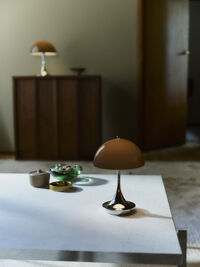 Panthella 160 Bordlampe Bærbar V3 Original Opal Brown