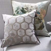 Manipur Pute 43x43 cm Oyster