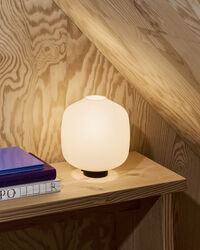 Buoy Glass Bordlampe Hvit / Soft Black 20 cm