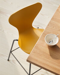 Sarja 7 Junior-tuoli Burnt Yellow