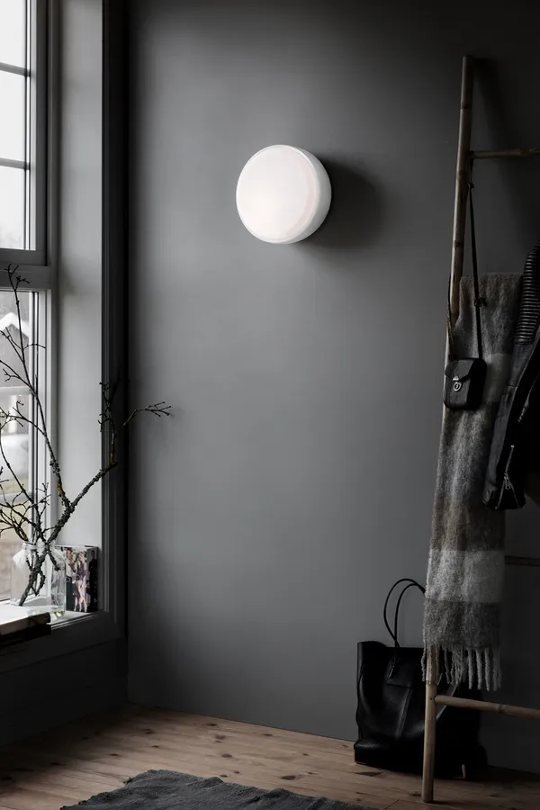 Over Me 30 Loftslampe/Væglampe Hvid