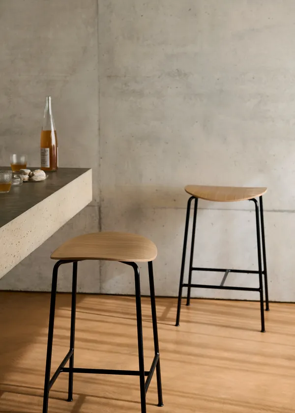 Pavilion AV37 Barstol 68 cm Eg