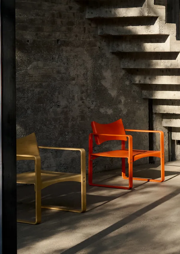 Series 270 F Lenestol Orange Red