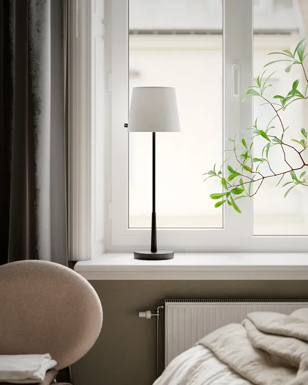 Lumi Bordlampe 72 cm Matt Sort
