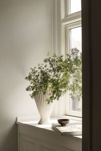 Fountain Vase Offwhite